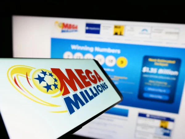 Mega Millions y participación en línea